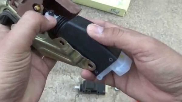 Ремонт дверных замков г. Дубна